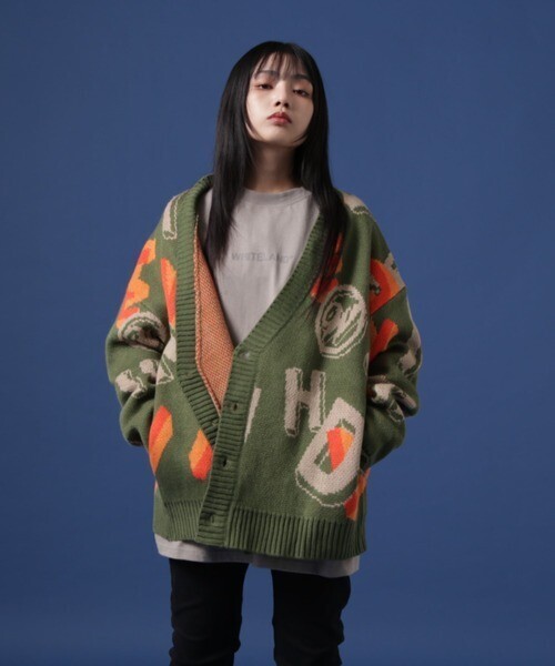WHITELAND ロゴ総柄CARDIGAN