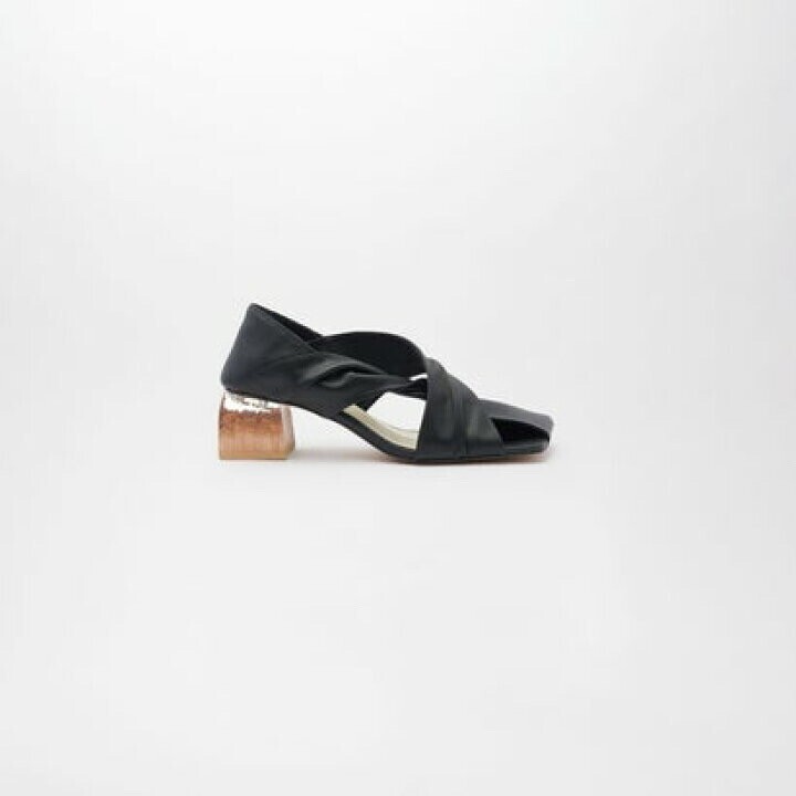 ALM. HEIDI LEATHER PUMPS