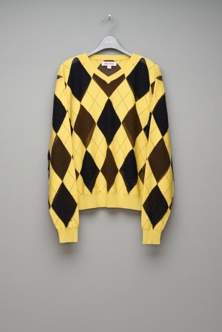 MASU REVERSED ARGYLE SWEATER(YELLOW)