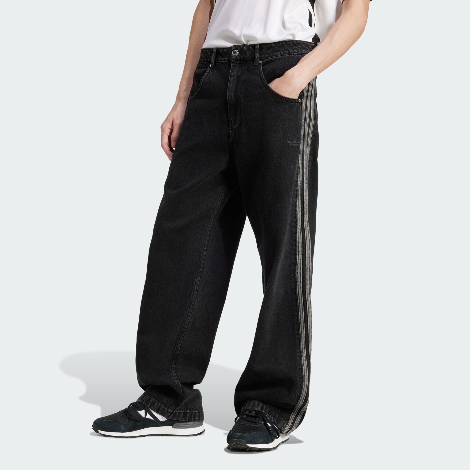 adidas アディカラー デニム ファイヤーバードパンツ