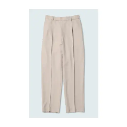 SUIT SQUARE ピンタックテーパードパンツ