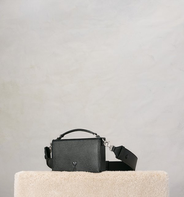 AMI Paris AMI DE COEUR LUNCH BOX バッグ