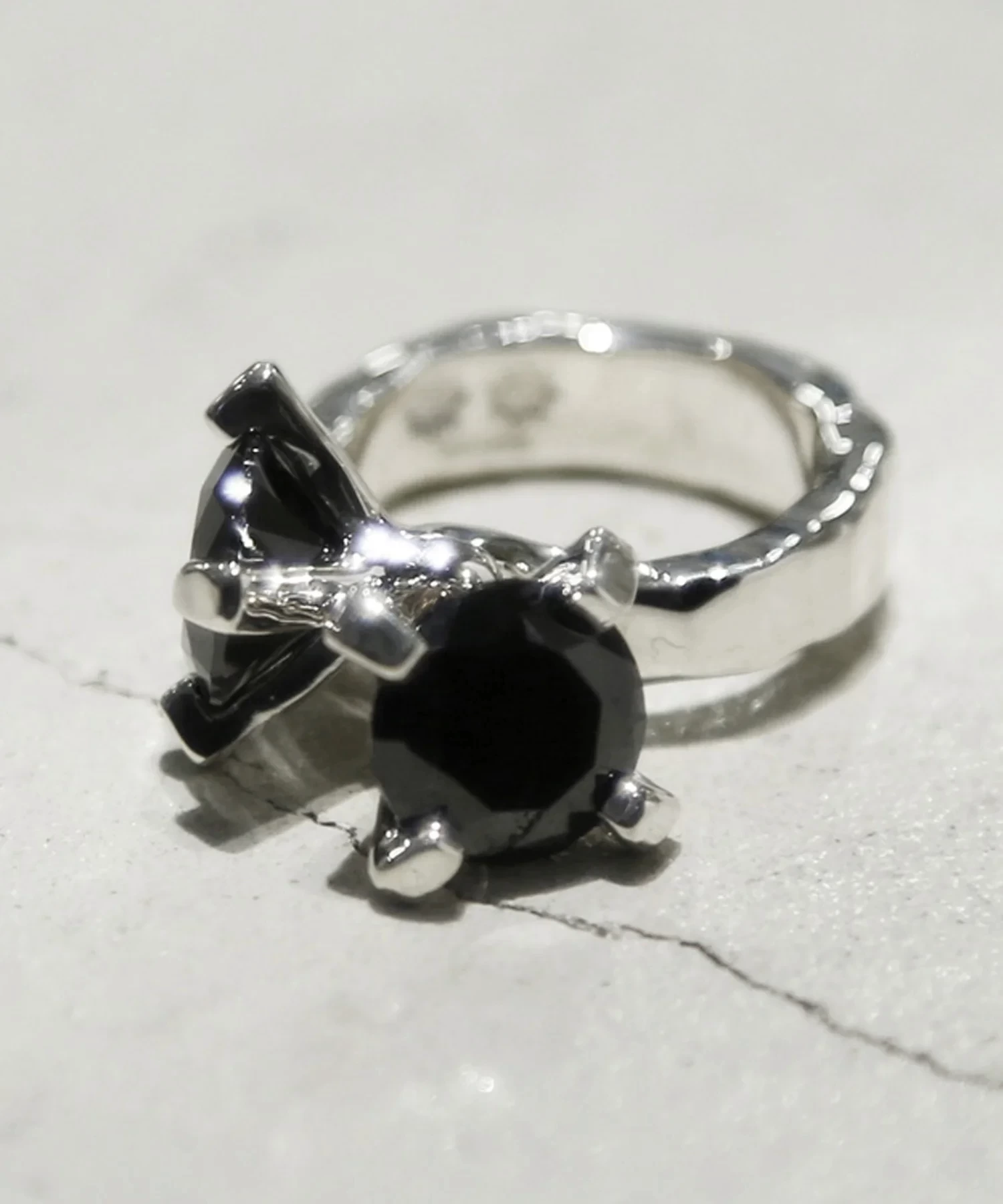 e.m. リング(0401-AR52)