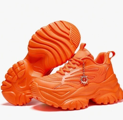 SHEIN レディース Y2K 鮮やかなオレンジ カジュアルスポーツシューズ、EVA厚底、太陽装飾ペンダントチェーン付き
