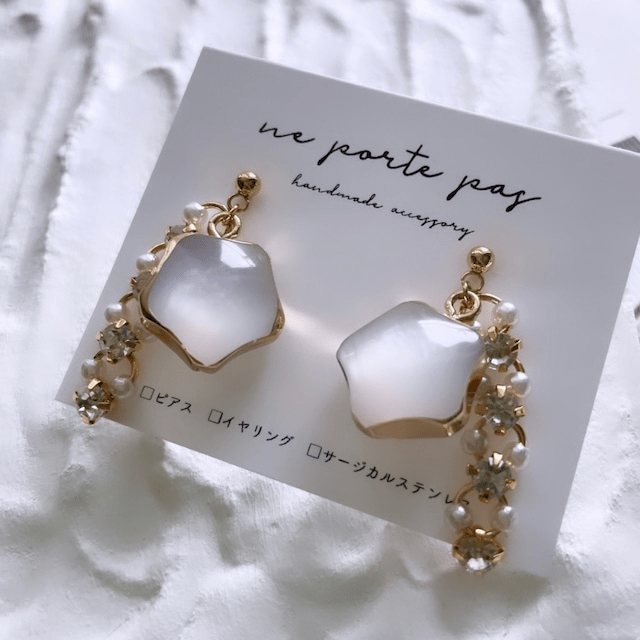 ne porte pas ホワイトstarキャッツアイ ピアス・イヤリング