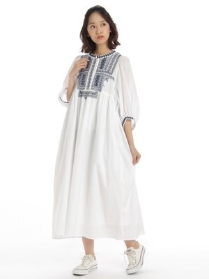 MILKFED. HEART EMBOIDER DRESS