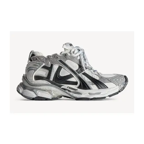Balenciaga Runner スニーカー