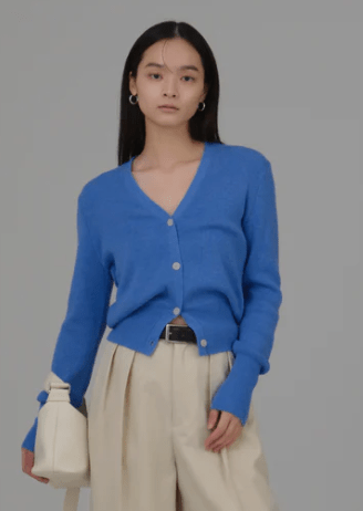 Louren Vneck knit compact cardigan