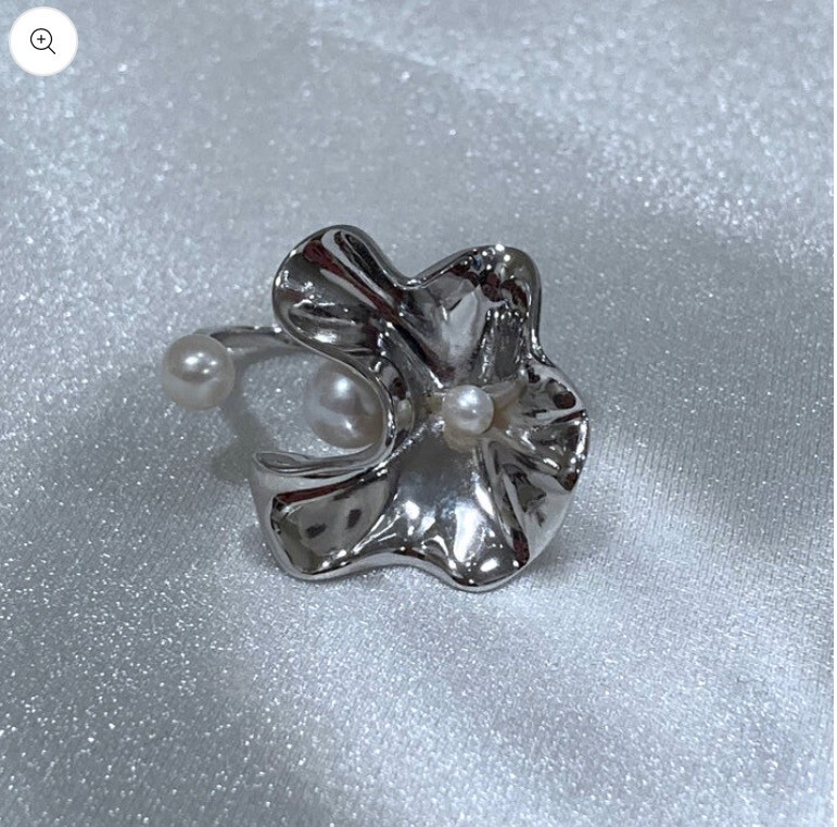 Reflection Time Ripple Ring
