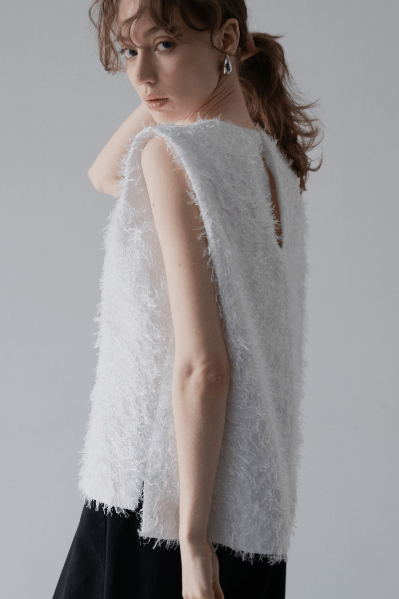 maison de Dolce. cheri tops/white