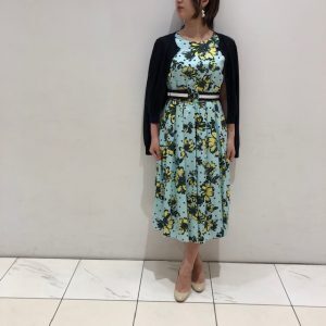 LANVIN en Bleu 総柄ノースリーブワンピース
