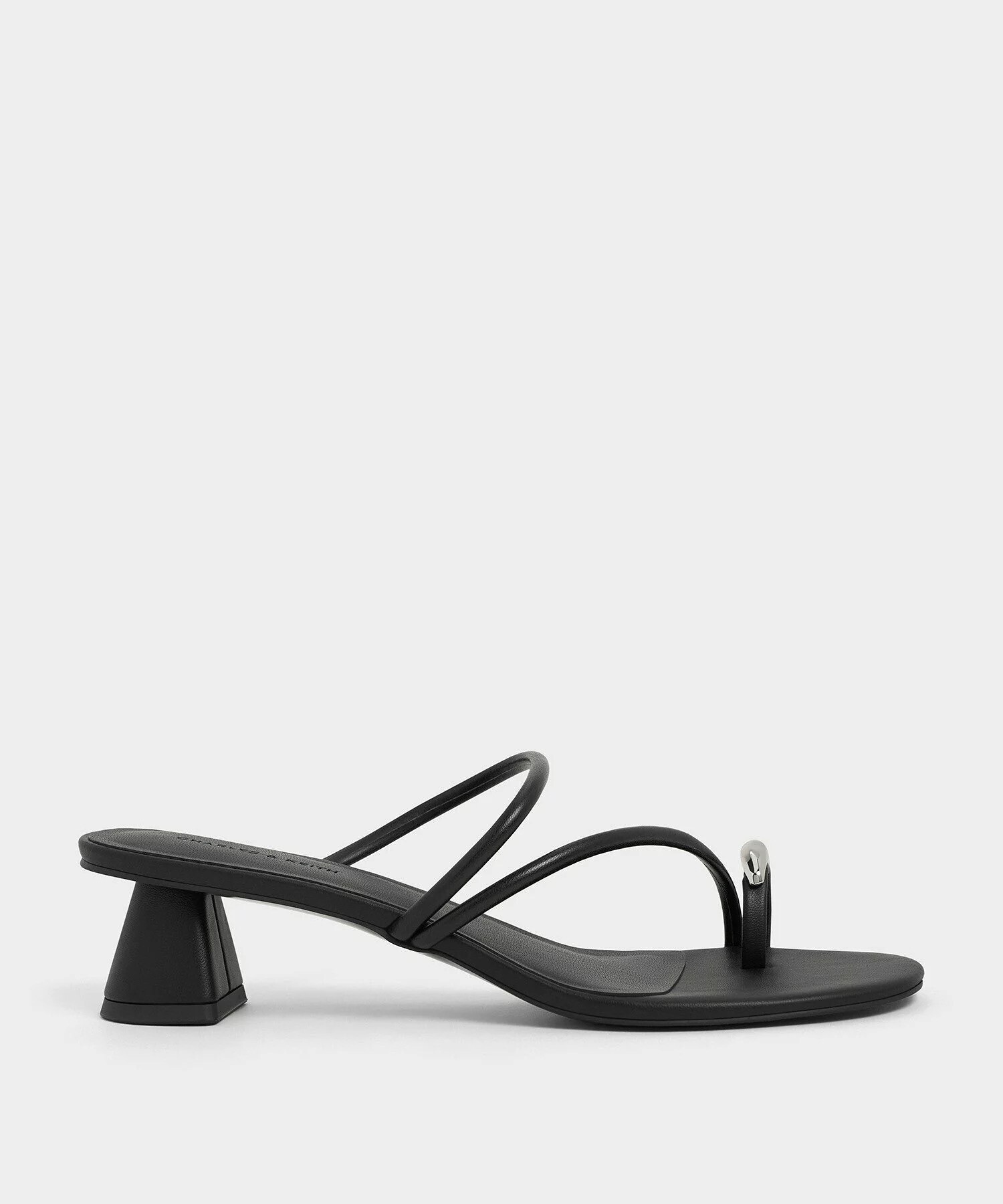 CHARLES & KEITH Raina レイナ メタリックアクセント ストラッピートゥリングヒールサンダル