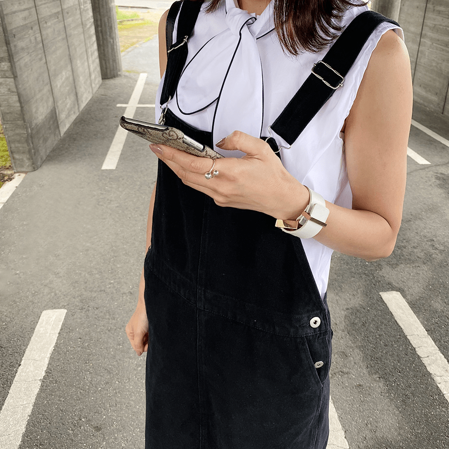 maison de Dolce. パイピングリボンブラウス(navy)