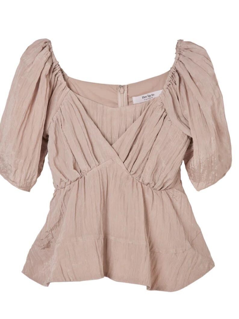 Her Lip To Random Pleated 2Way Top