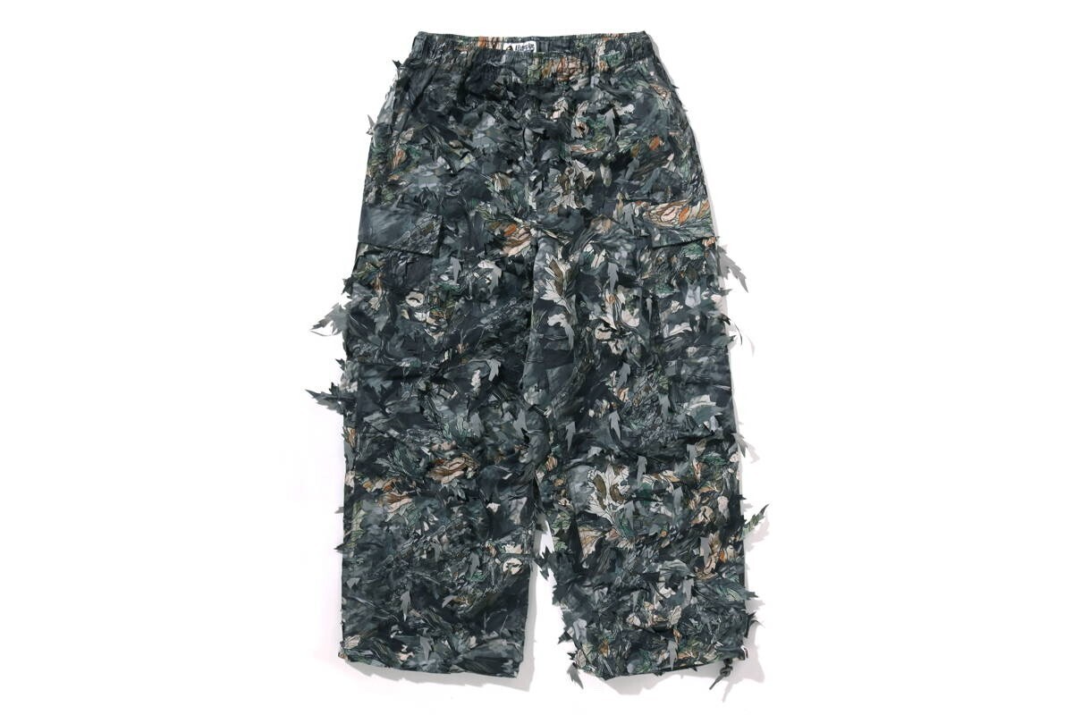 A BATHING APE TREE EDGE CAMO LASER CUT RELAXEDFIT MILITARY PANTS