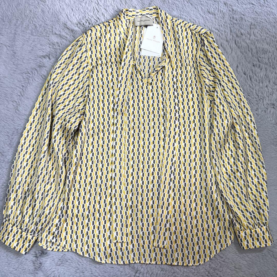 UNITED ARROWS ブラウス ボウタイ 幾何学 総柄