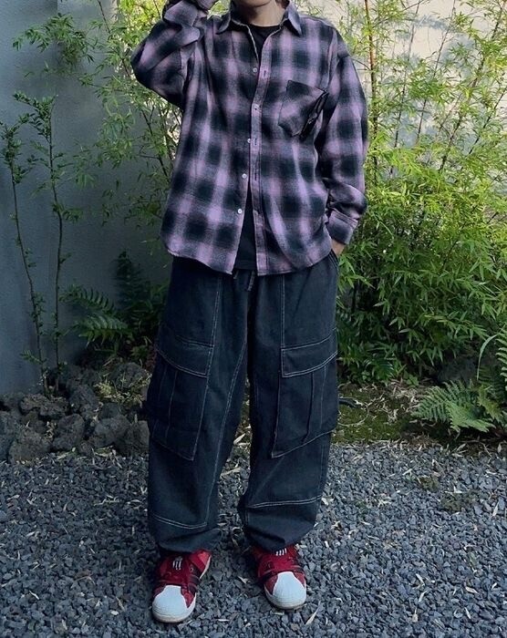 SATIIIZ Vape over checked shirt