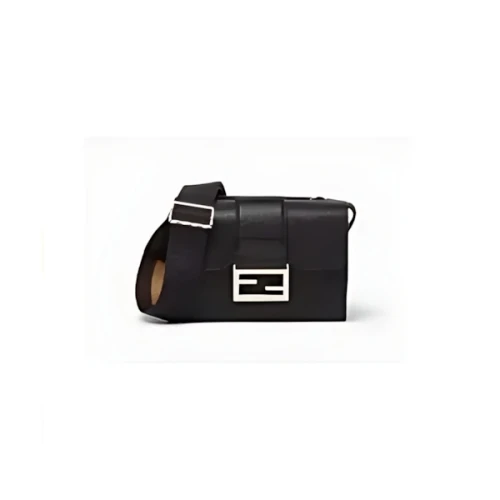 FENDI ダブルバゲット ブラックレザー バッグ