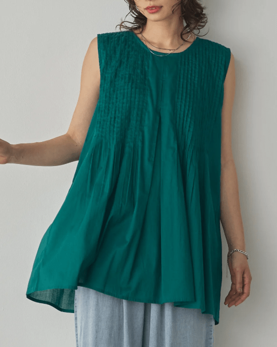 hunch PINTUCK SLEEVELESS BLOUSE