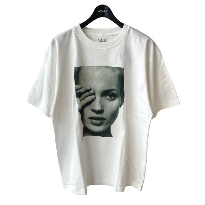 BIOTOP Kate Moss by David Sims Looks Can Kill T