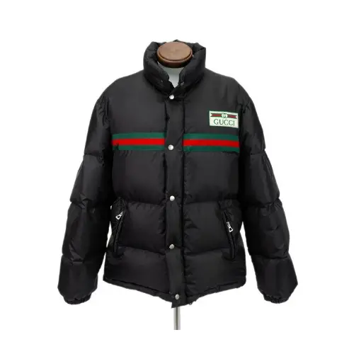 GUCCI ウォーターリペラント ダウンジャケット
