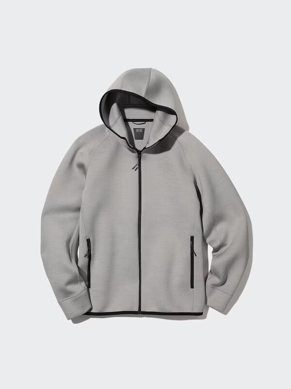 UNIQLO ウルトラストレッチスウェットフルジップパーカ（長袖）