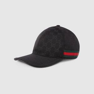 GUCCI オリジナルGGキャンバス ベースボール キャップ