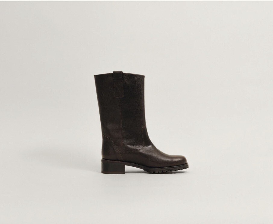 TOUT Y EST BOOTS LÉONIE