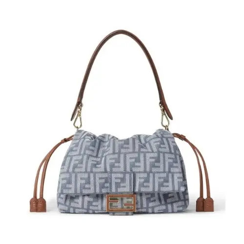 FENDI マンマ バゲット バッグ ミディアム
