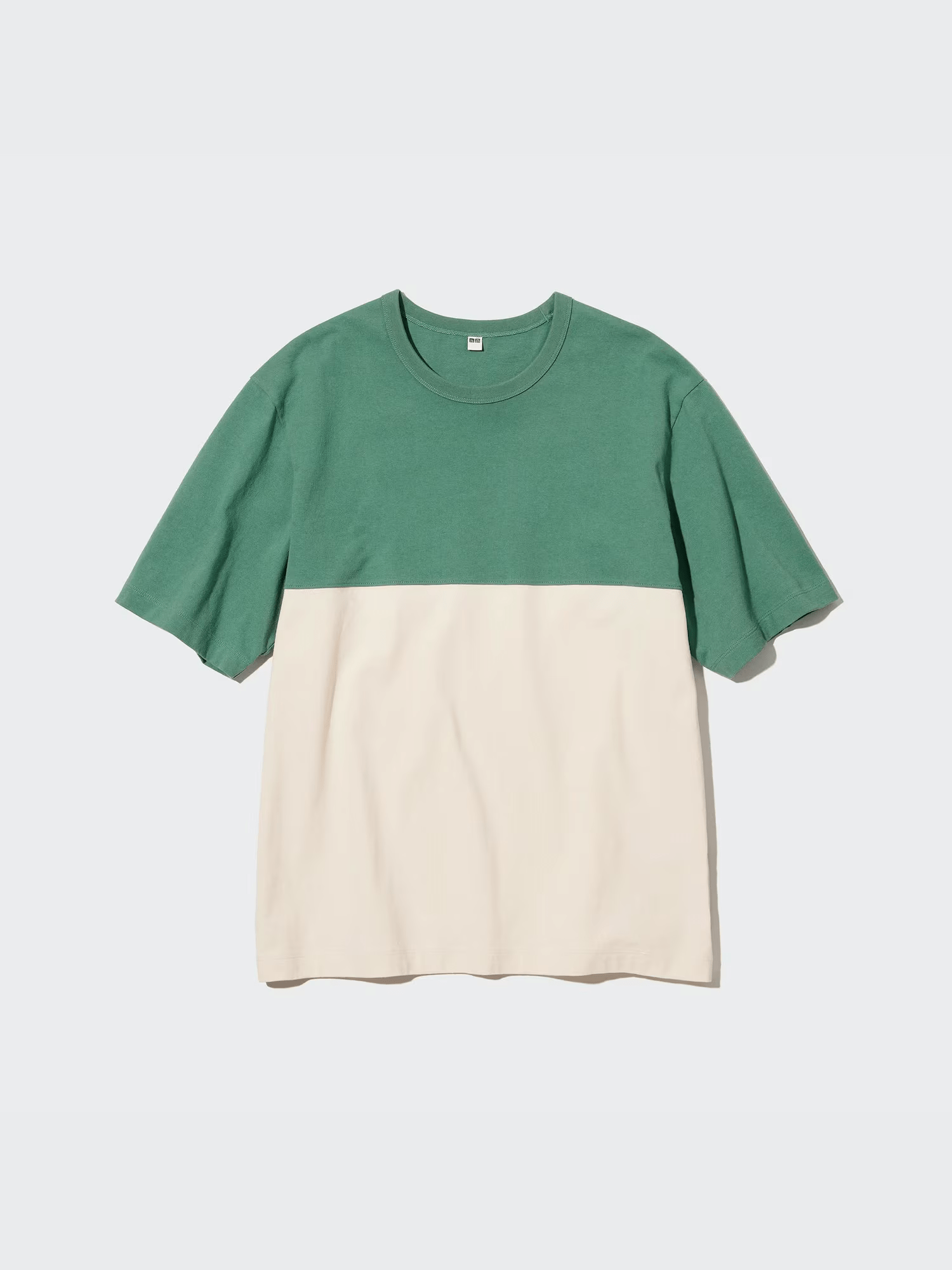 UNIQLO オーバーサイズTシャツ