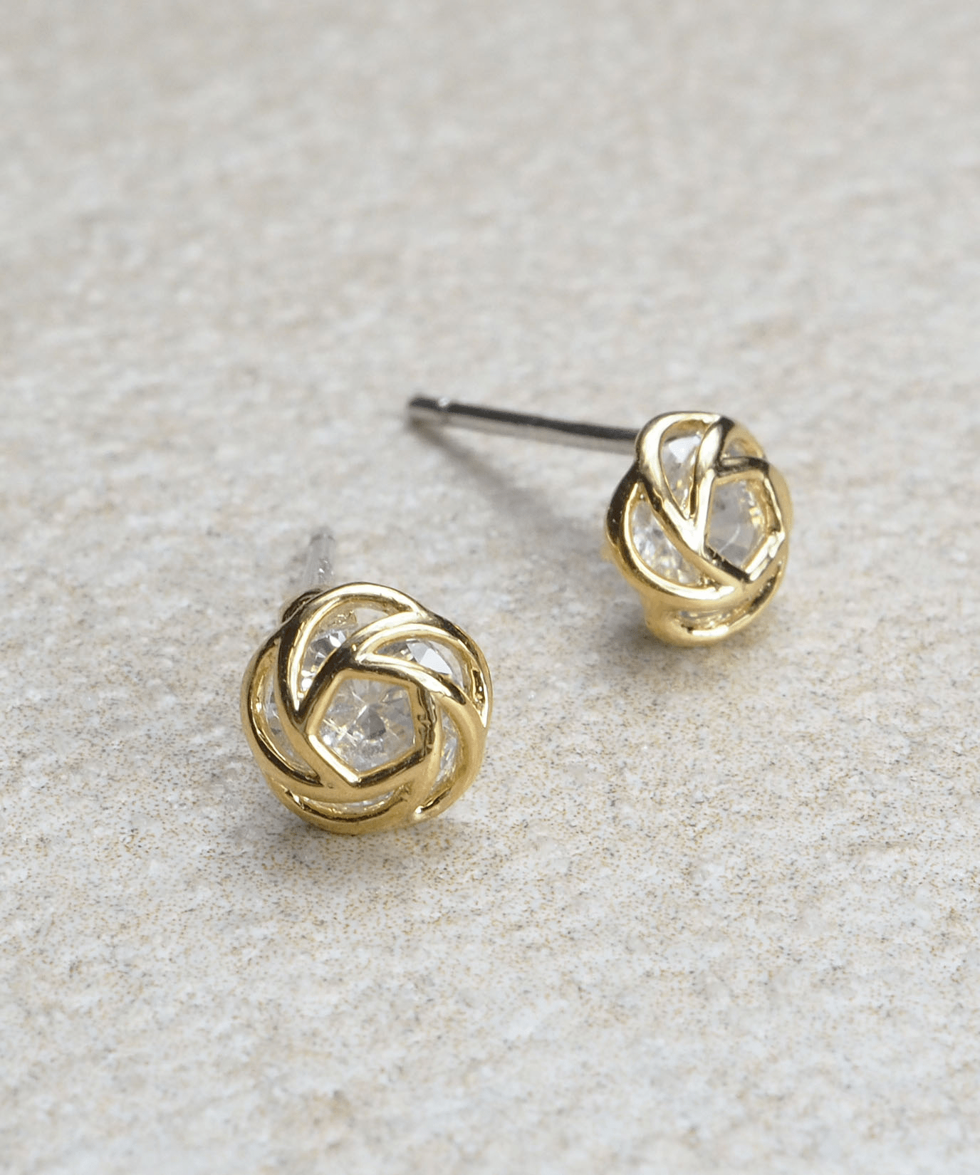 VATSURICA 《silver925》ジルコニアピアス