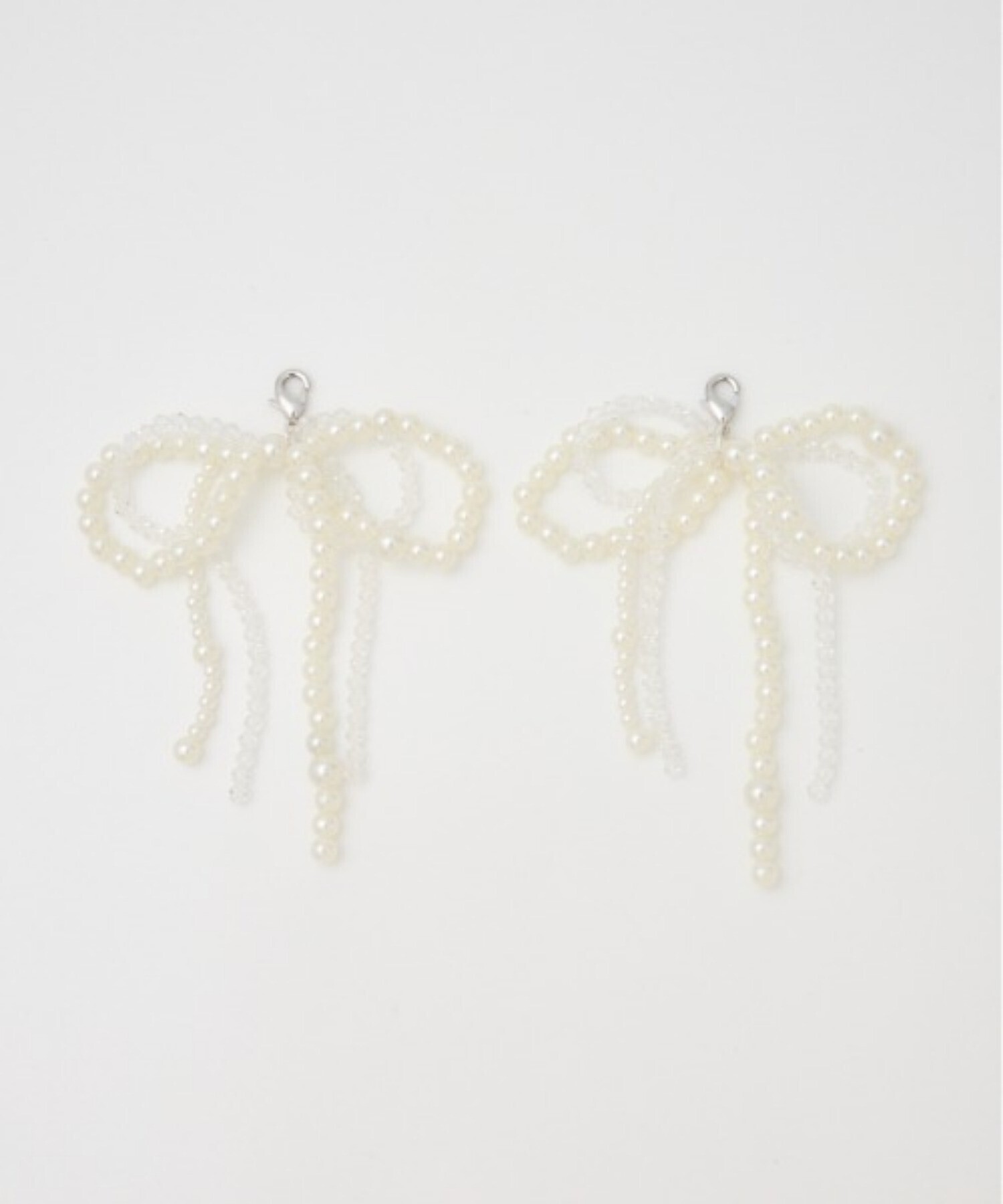 SLY RIBBON SNEAKER CHARM