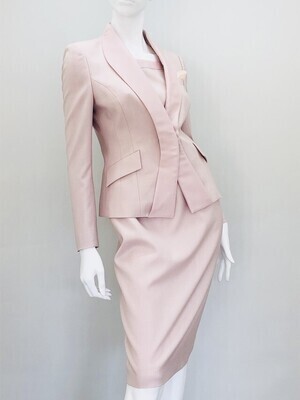 Vella SUITS
