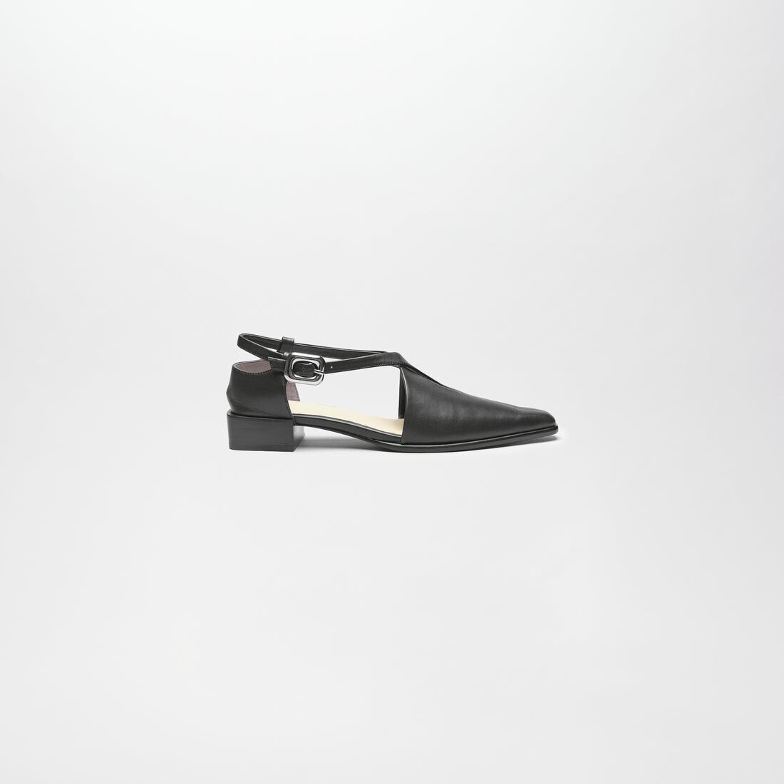 ALM. EIN BUCKLE PUMPS （Black）