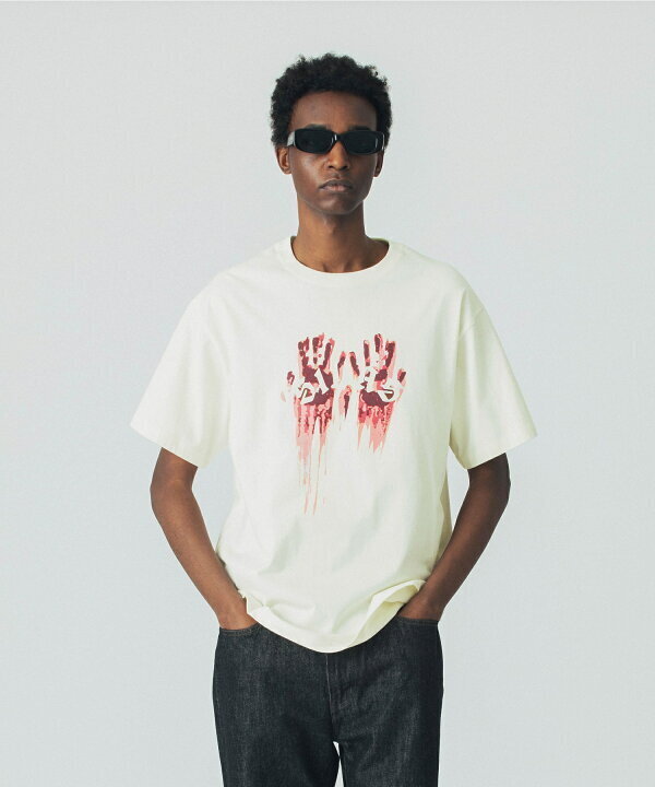 SILAS HANDS TEE