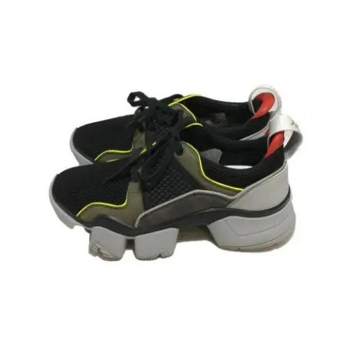 GIVENCHY ローカットスニーカー