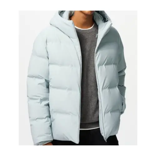 UNIQLO シームレスダウンパーカ