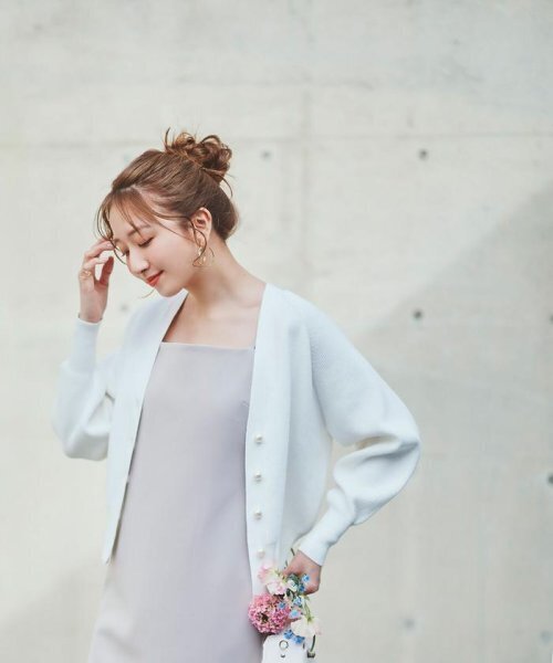 NATURAL BEAUTY BASIC パールボタンニットカーディガン