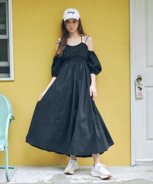 eimy istoire ストラップオフショルダーギャザーワンピース