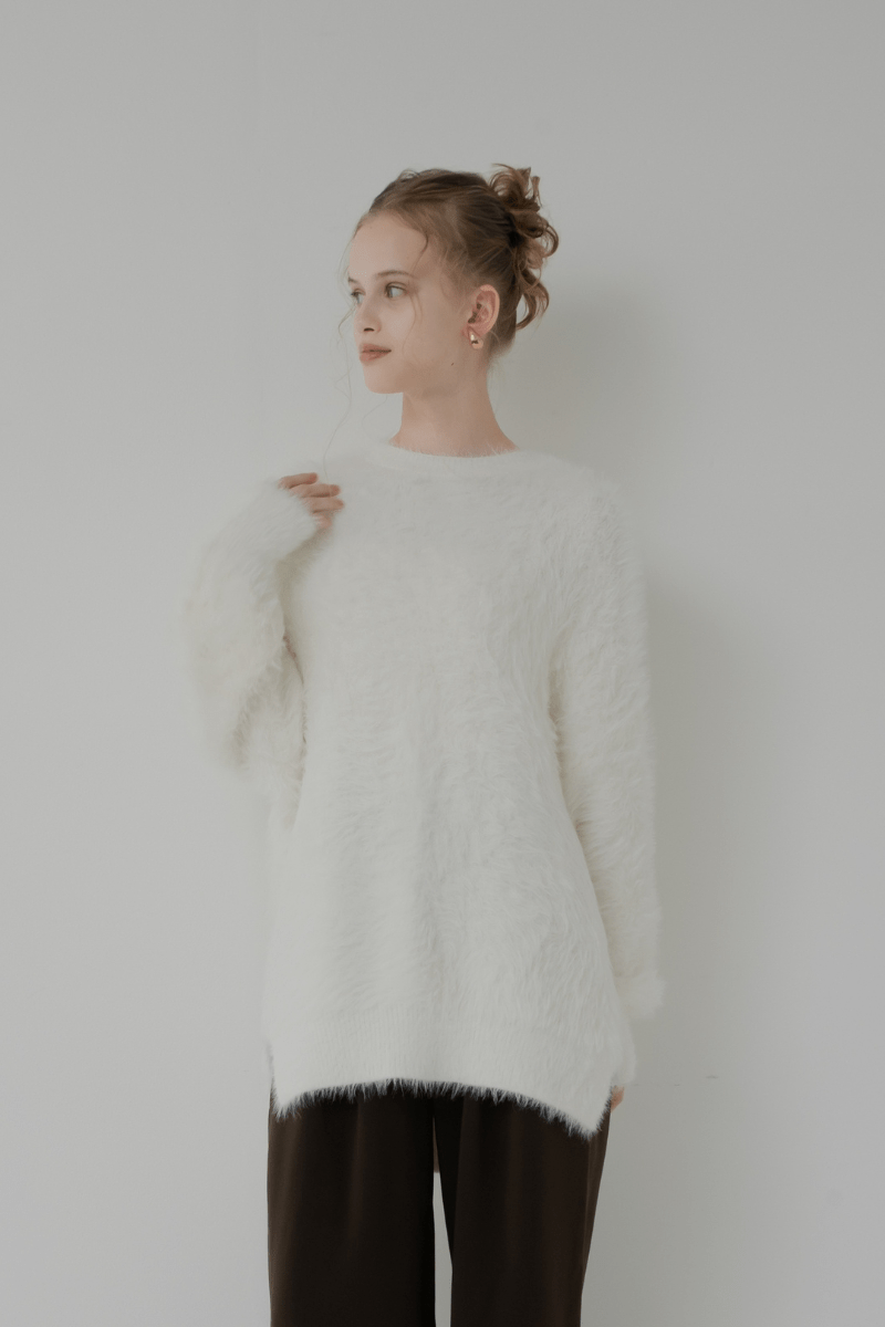 maison de Dolce. marshmallow knit/white