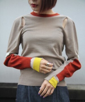 NAIFE Socksed elbow pullover