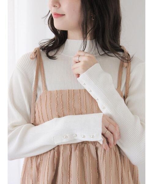 Te chichi TERRASSE 袖パール釦ハイネックリブニット