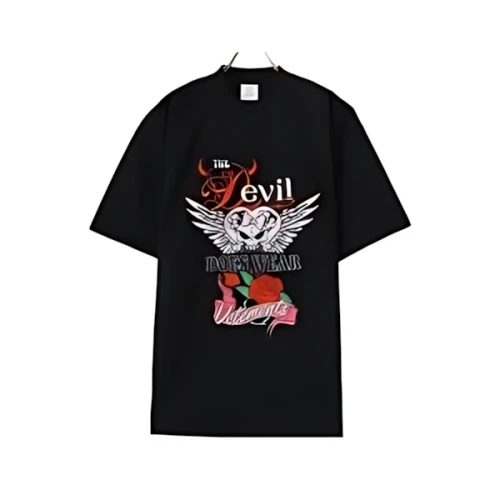 VETEMENTS DEVIL WEARS VETEMENTS PATCHED T-SHIRT