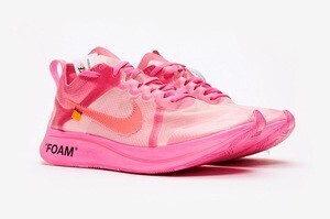 OFF-WHITE × Nike ズームフライ