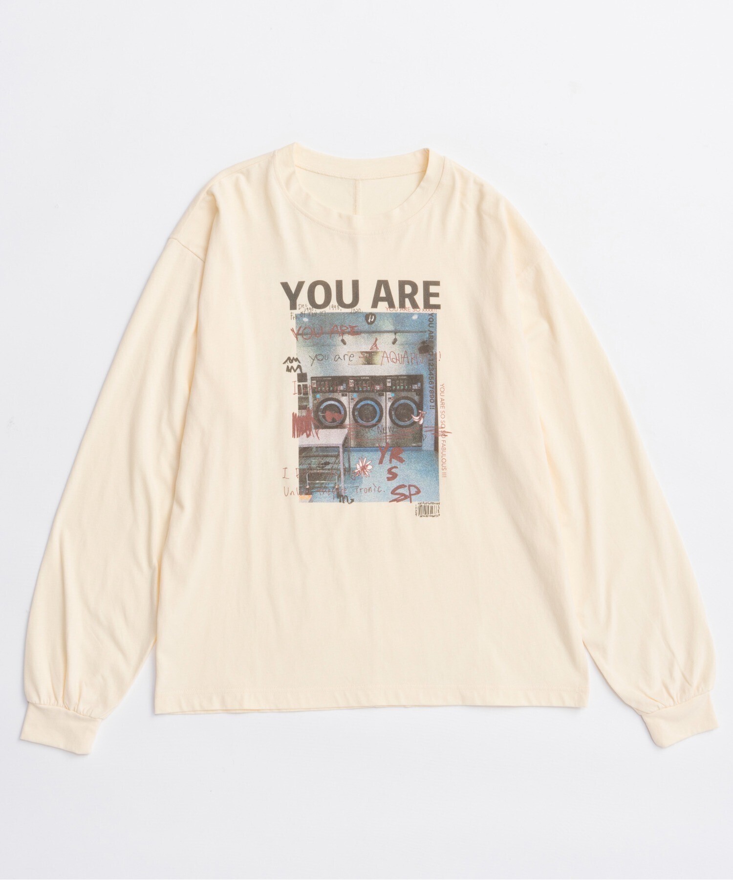 MAISON SPECIAL Laundry Photo Long Sleeve T-shirt