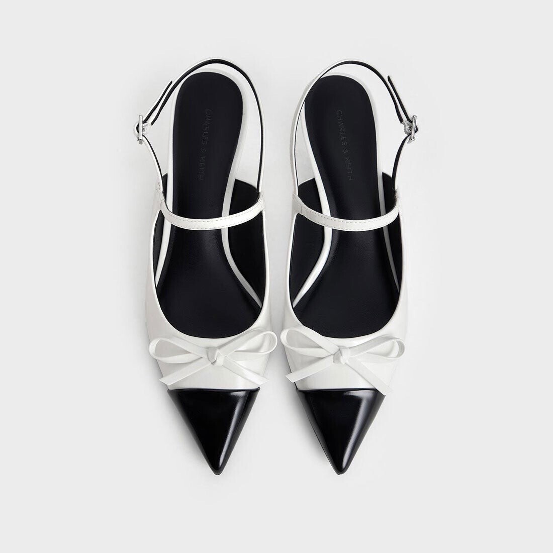 CHARLES & KEITH ボウ ポインテッドトゥキャップキトゥンヒールパンプス