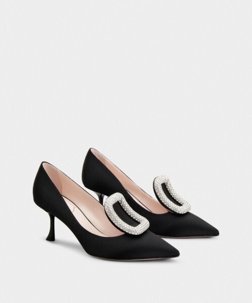 Roger Vivier 「ヴィヴ ショック」ストラス バックル サテン パンプス