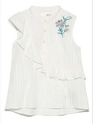 Lily Brown アシメフリル刺繍ブラウス