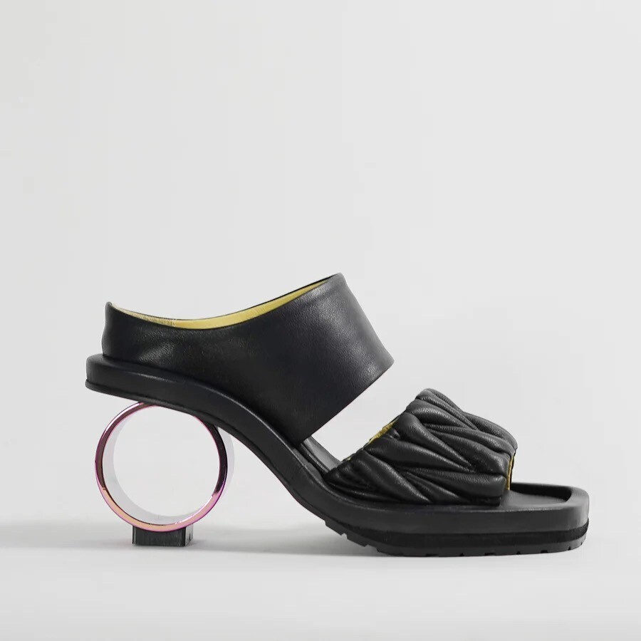 MANA サークルヒール・パデットサンダル