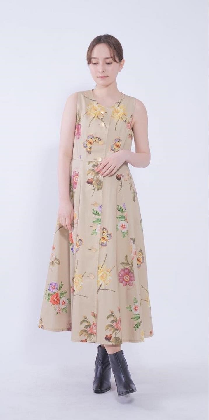 Lois CRAYON 2023SS COLLECTION
